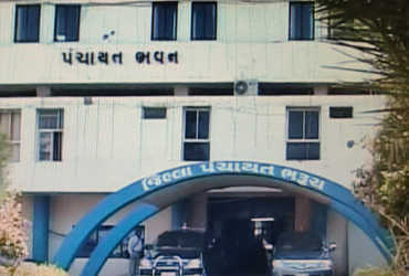 ભાજપાના પારદર્શક વહીવટના દાવાનો છેદ ઉડાવતા જિલ્લા ખેતીવાડી અધિકારી જીગર ભટ્ટ !