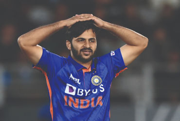 INDvsNZ : ભારતની ન્યુઝીલેન્ડ સામે 7 વિકેટે હાર, ટૉમ લેથમની ધમાકેદાર બેટીંગ