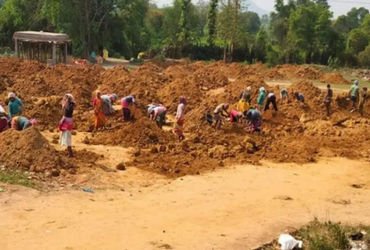 Congress alleges ₹100 cr corruption in Dahod under MGNREGA, demands investigation