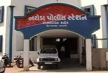 આંગડિયાના કર્મચારી પાસેથી રૃા. ૨૪ લાખની ચોરી કરી આવેલા ત્રણ શખ્સો ઝડપાયા
