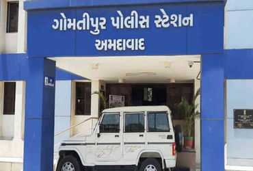યુવક તાળુ મારી જતો રહ્યો,તાળુ તોડી મકાન પચાવ્યું