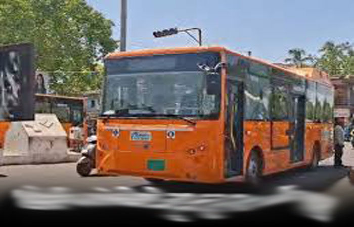 સિટી બસ પર પથ્થરમારો મુસાફરોના જીવ તાળવે ચોંટયા, અસામાજિક તત્વોનો આતંક