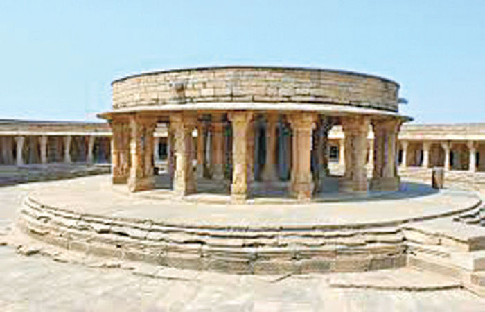 લોકશાહીના મંદિરની પ્રેરણા પ્રાચીન શિવમંદિર પરથી લીધી