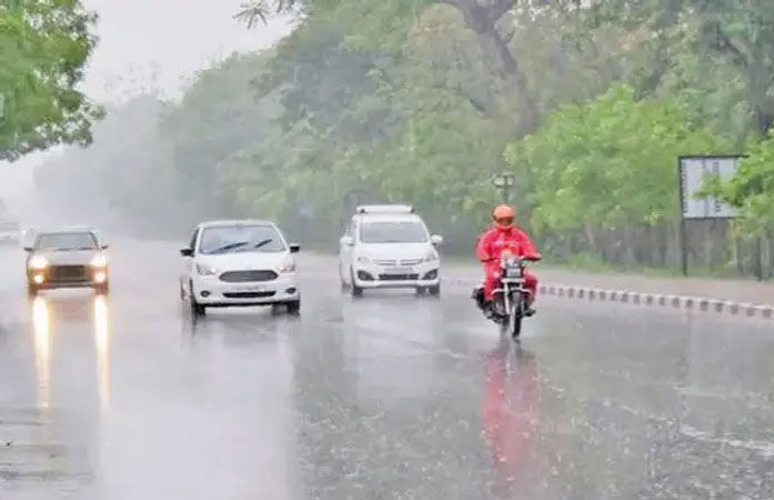 ગુજરાતમાં ફરી વરસાદી વાદળો છવાયા, વહેલી સવારે અમદાવાદ સહિત 36 તાલુકામાં મેહુલિયો વરસ્યો