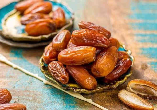 જાણો ખજૂરના ફાયદા અને નુકસાન વિશે અને તેના સેવનની યોગ્ય પદ્ધતિ વિશે