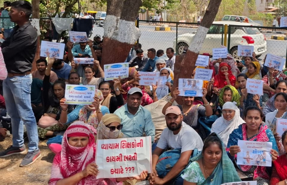 Now, physical education teachers protest for permanent jobs in Gujarat