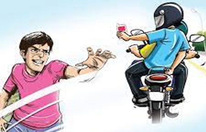 4 માસમાં 58 શ્રમિકોના મોબાઈલ ઝુંટવી લેનાર બેલડી અંતે ઝડપાઈ