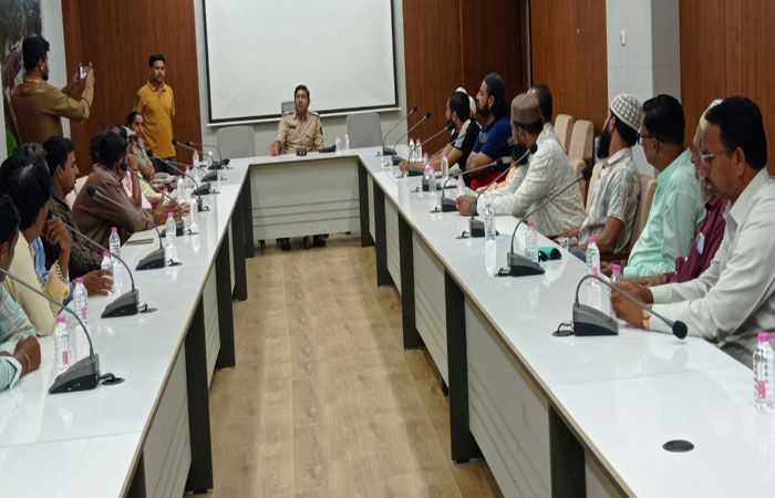 ધોળકામાં તહેવાર સંદર્ભે શાંતિ સમિતિની બેઠક મળી