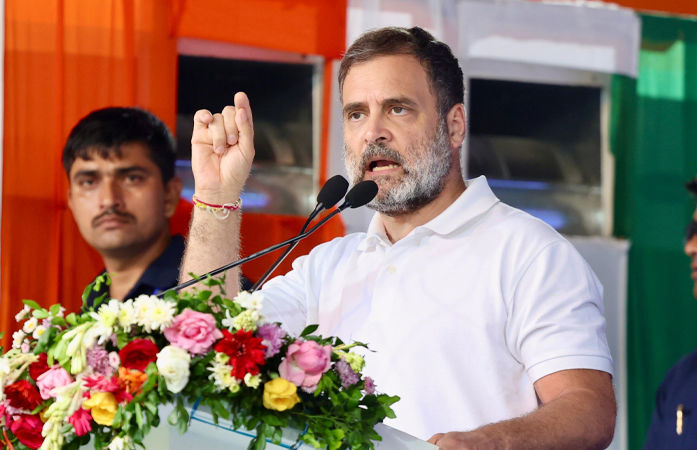 'ચૂંટણી પંચ હવે ભાજપનું 'ઈલેક્શન ચોરી શાખા' બન્યું': બિહાર વોટર લિસ્ટ મુદ્દે રાહુલ ગાંધીનો પ્રહાર