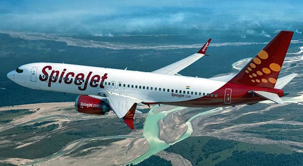 SpiceJet ફ્લાઈટ અચાનક નીચે આવવા લાગી... શ્રીનગર એરપોર્ટ પર કરાયું ઈમરજન્સી લેન્ડિંગ