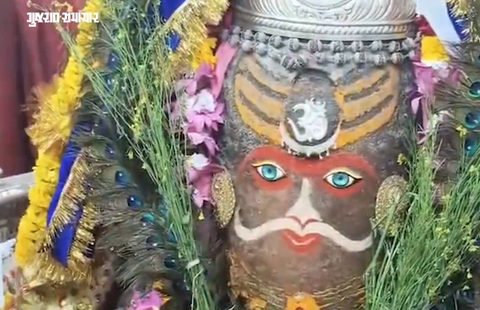 મહાકાલ મંદિરમાં VIP દર્શન પર રોકની માંગ કરતી અરજી ફગાવાઈ, જાણો સુપ્રીમ કોર્ટે શું તર્ક આપ્યો