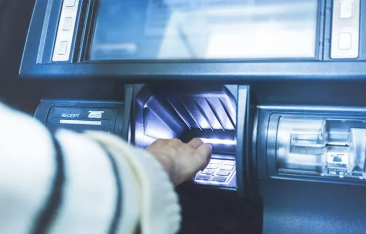 Surat teen loses money in mobile game, tries to rob ATM after watching YouTube video