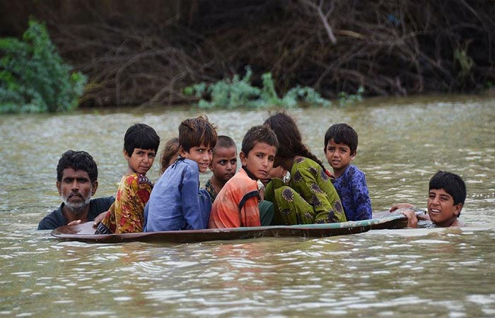 પૂરના કારણે તબાહી વચ્ચે પાકિસ્તાનમાં 20 લાખ બાળકો સ્કૂલ છોડી દે તેવી સ્થિતિ