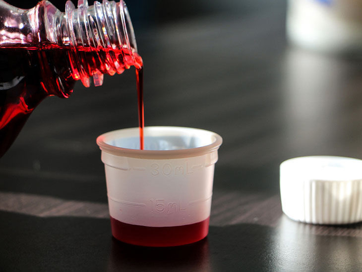 Deaths due to cough syrup: Gujarat govt launches probe against 500+ pharma companies