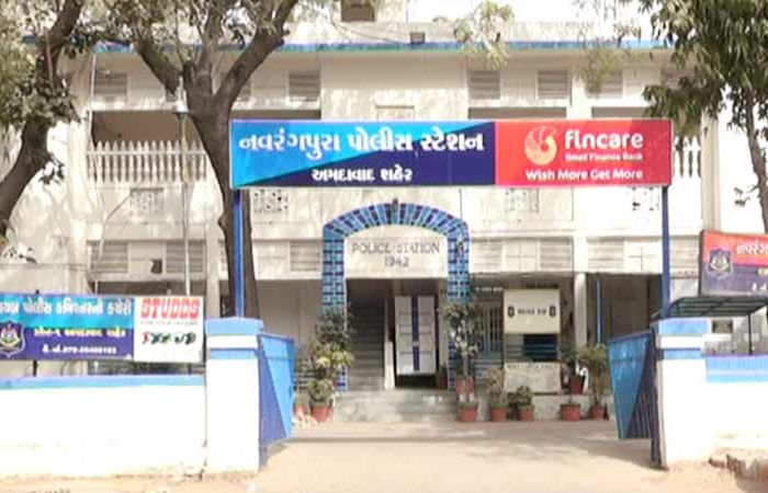 સીજી રોડ સ્થિત આંગડીયા પેઢીના નામે નાણાં લઇ ગઠિયાઓએ છેતરપિંડી કરી