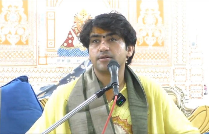 બાબા બાગેશ્વરની જન્મદિવસની ઉજવણી માટે બાંધેલો મંડપ ધરાશાયી થતાં એકનું મોત, આઠ ઘાયલ