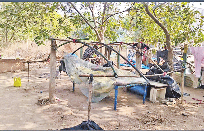 સેક્ટર-૧માં સરકારી જગ્યામાં ઊભા થયેલા ઝૂંપડપટ્ટીના દબાણ દૂર કરાયા