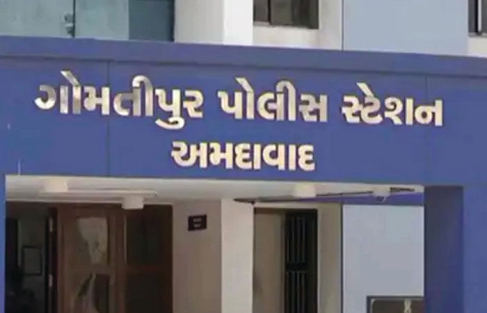 અમદાવાદ: ગોમતીપુરમાં વિદેશી ચલણ બદલવાના વિવાદમાં 47 વર્ષીય વ્યક્તિ પર જીવલેણ હુમલો, આરોપી ફરાર