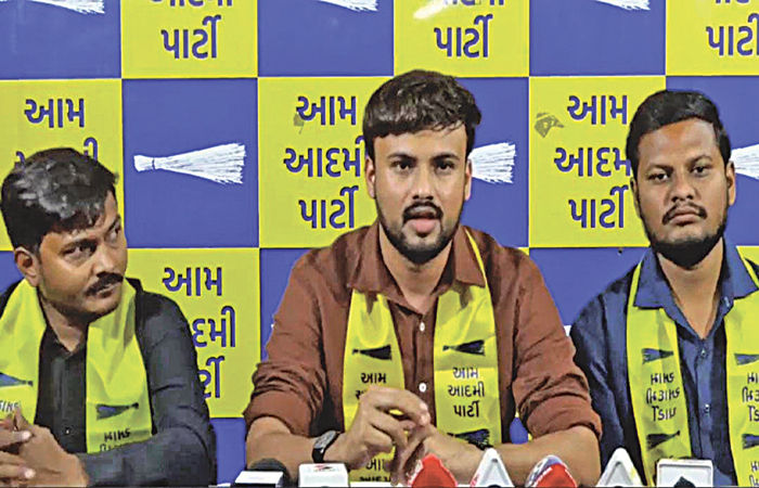 રાજુ કરપડાએ 'આપ'ના 3 નેતાઓ સામે સુરેન્દ્રનગર સાયબર ક્રાઈમમાં ગુનો નોંધાવ્યો