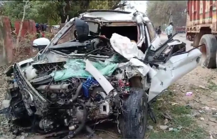 Gujarat family returning from Mahakumbh lose 4 members in car-truck collision