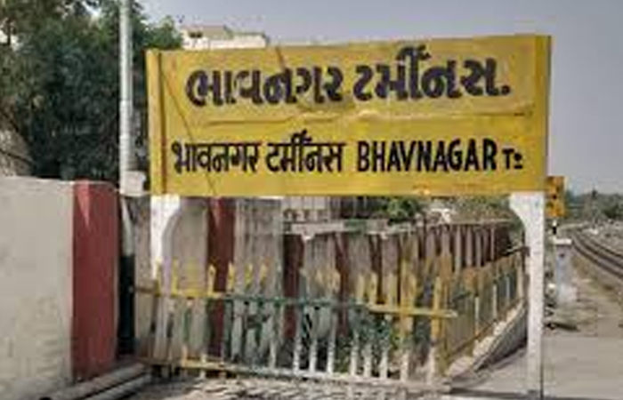ભાવનગર રેલવે મંડળને 12 માસમાં 1375.94 કરોડ રૂપિયાની આવક