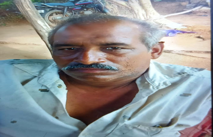 હળવદના ચિત્રોડી પાસે કાર પલટી મારી જતાં અકસ્માત, એક જ પરિવારના 4 સભ્યના મોત