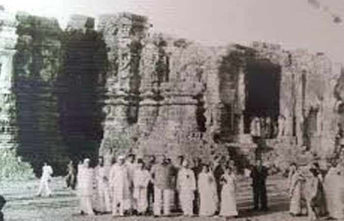 13મી નવેમ્બર- 1947 ના સરદાર પટેલે સોમનાથ મંદિરના જિર્ણોધ્ધારનો સંકલ્પ કર્યો હતો