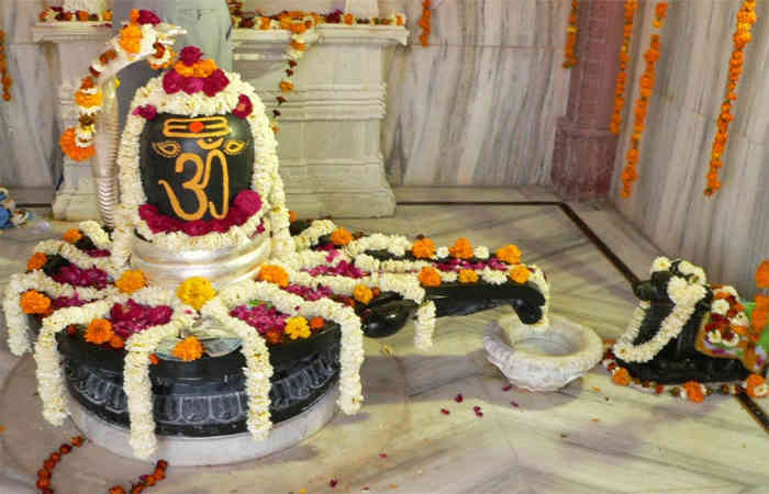 ઉપલેટાની મોજ નદીનાં કાંઠે ઐતિહાસિક સોમનાથ મંદિર