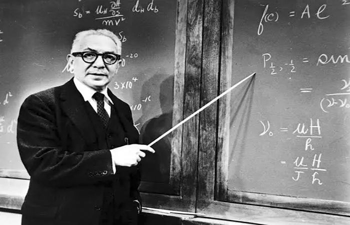 Discoverer of Atomic Resonance : Isidor Rabi