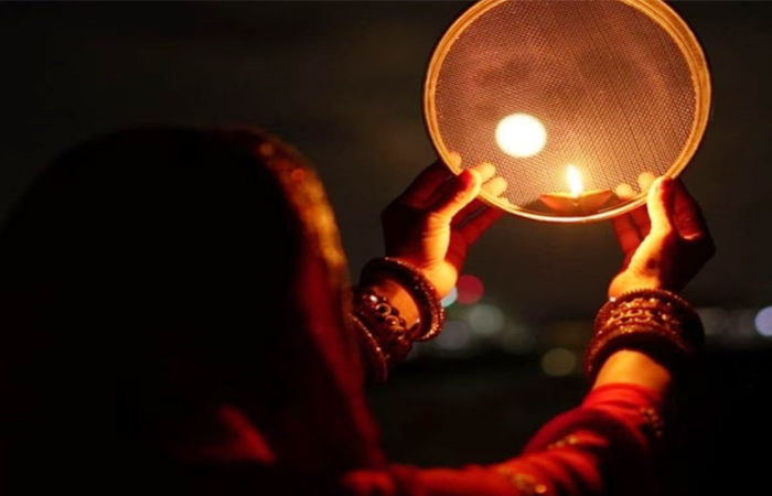 કરવા ચૌથ પર બનશે અશુભ યોગ, 3 રાશિના જાતકોએ ઍલર્ટ રહેવું