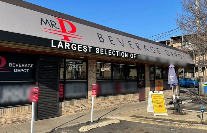 Armed robbers target 3 stores in US, threaten Indian-origin employee