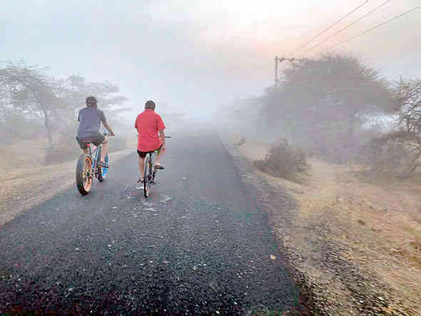 લઘુત્તમ પારો ઉંચકાતા લોકોને કડકડતી ઠંડીમાં મળી નોંધપાત્ર રાહત