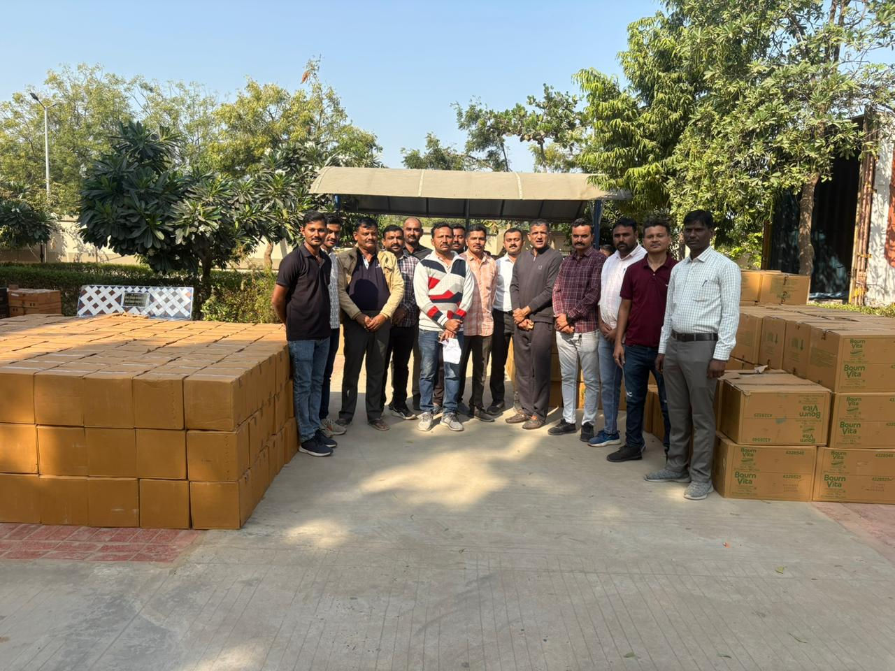 ફાર્મ હાઉસમાં ૩૭ લાખનો વિદેશી દારૂ  કંટીગ કરતા સમયે પોલીસ ત્રાટકી