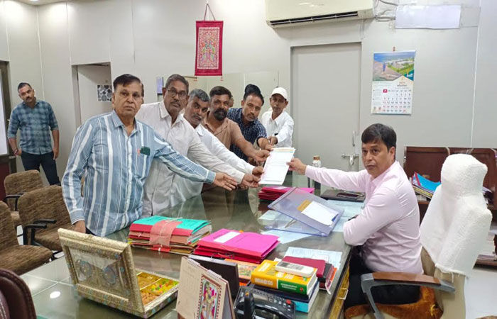 રેશનિંગ દુકાનદારોના પ્રશ્નો નહીં ઉકેલાય તો 1લી નવેમ્બરથી હળતાળ પર ઉતરશે