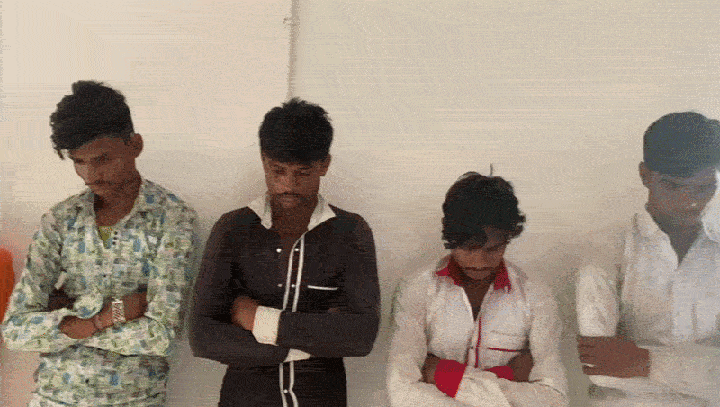 અમદાવાદ: ધરજી ગામે પોલીસ પર હુમલો કરનાર 17થી વધુ આરોપીની ધરપકડ, મુખ્ય બુટલેગર હજુ પણ ફરાર