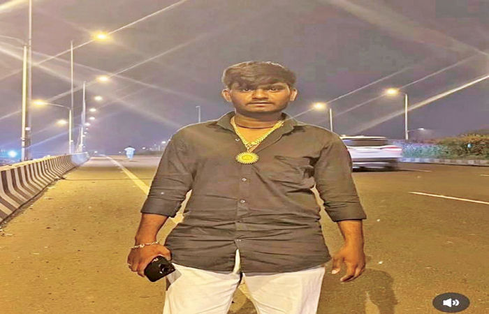 ખાતરીપુરના બસ સ્ટેન્ડ પાસે ડમ્પરે બાઇકને ટક્કર મારતા યુવકનું મોત
