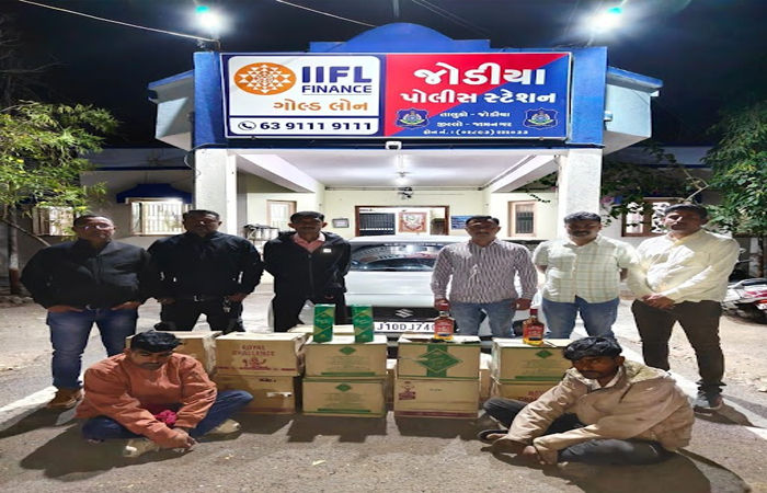 જોડિયા નજીક ઇંગ્લિશ દારૂના માતબર જથ્થા સાથે બે શખ્સોને એલસીબીએ પકડ્યા : 8.64 લાખનો મુદ્દામાલ કબજે