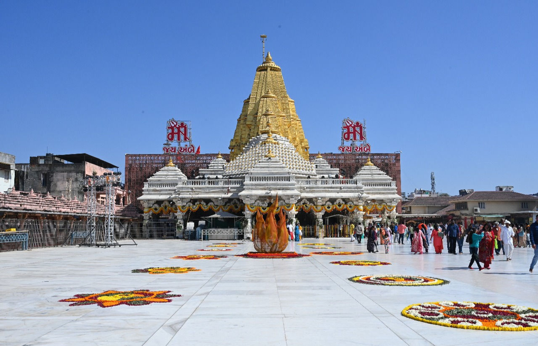 Ambaji Ashtami puja open to all devotees, not limited to Danta royal family: Gujarat HC