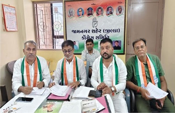 જામનગર મહાનગરપાલિકાની ચૂંટણીમાં 16 વોર્ડની 64 બેઠક પર ઉમેદવારી માટે કોંગ્રેસમાં 187 દાવેદારો
