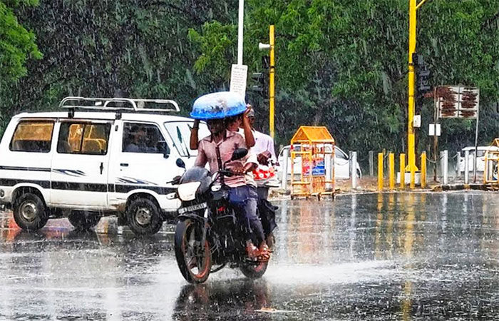 જિલ્લામાં વીજળીના કડાકા ભડાકા સાથે માવઠું