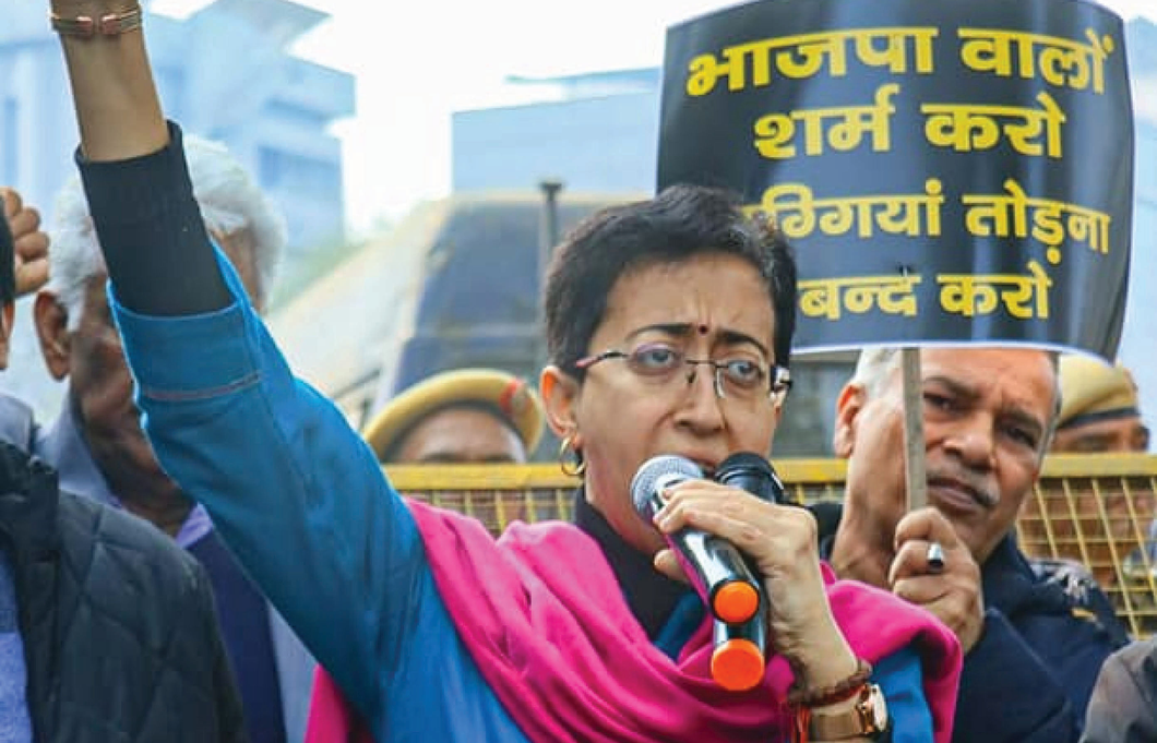 AAP નેતાનો દાવો : મોદી સરકારની ‘તાનાશાહી’ વિરુદ્ધ 14 વિરોધી પક્ષો પહોંચ્યા સુપ્રીમ કોર્ટમાં