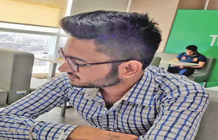 સી.એ. થયેલા યુવાને હિલીયમ ગેસથી જીવન ટૂંકાવ્યું : એકલતાનો ભોગ બન્યો
