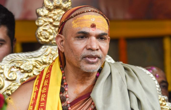 'જે બાબરની પડખે ઊભો રહેશે એની સાથે...' પ.બંગાળમાં બાબરી મસ્જિદની જાહેરાત પર શંકરાચાર્ય ભડક્યા