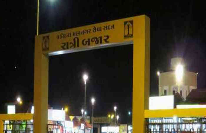 વડોદરા: આજવા રોડ સ્થિત રાત્રી બજાર પાંચ વર્ષ બાદ કાર્યરત થશે, જાહેર હરાજી દુકાનો વેચવાની કાર્યવાહી