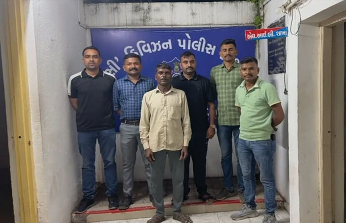 ભરૂચમાંથી ચોરીના ગુનામાં 11 વર્ષથી ફરાર આરોપી અમદાવાદથી ઝડપાયો