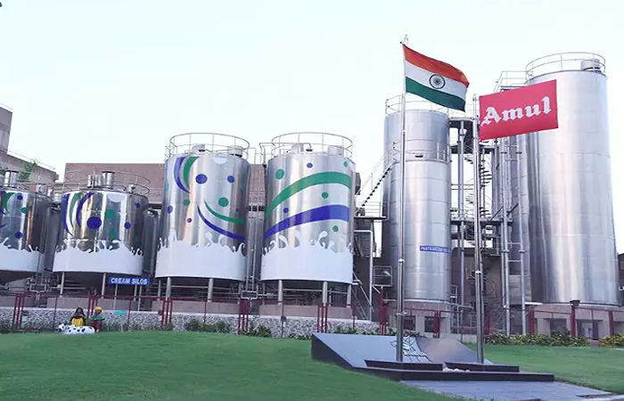 અમૂલ ડેરીમાં સત્તા મેળવવા ભાજપ અને કોંગ્રેસનો મરણિયો પ્રયાસ