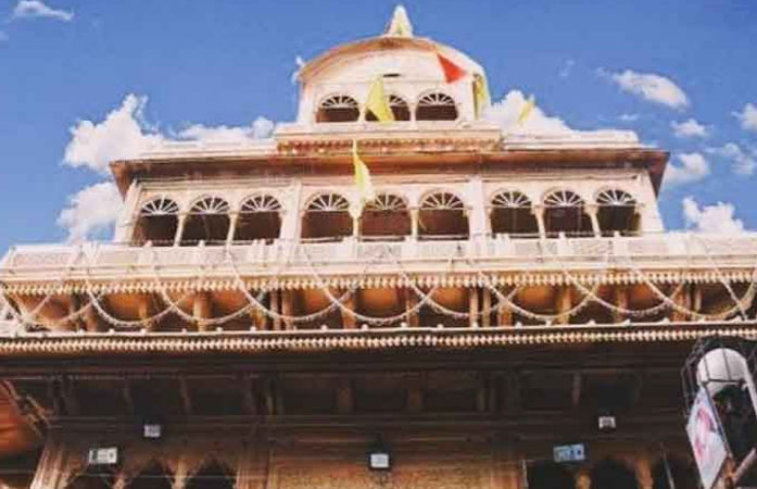 રસોઈયાને પગાર ન મળતા ઠાકોરજીને ભોગ ન ધરાવાયો; વૃંદાવનમાં સેંકડો વર્ષ જૂની પરંપરા તૂટી