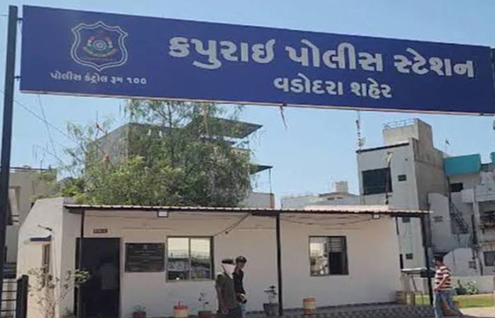 પોલીસે ચાકુ લઈ ફરતા શખ્સને ઝડપી પાડ્યો