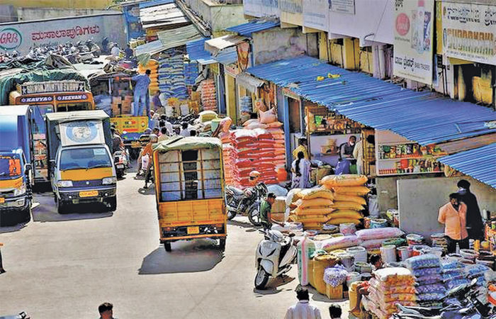 સરકારી/ગૌચરની જમીનો ઉપરના દબાણો દૂર કરવાની જોગવાઈઓ અને હાઇકોર્ટ - સુપ્રીમકોર્ટના અવલોકનો