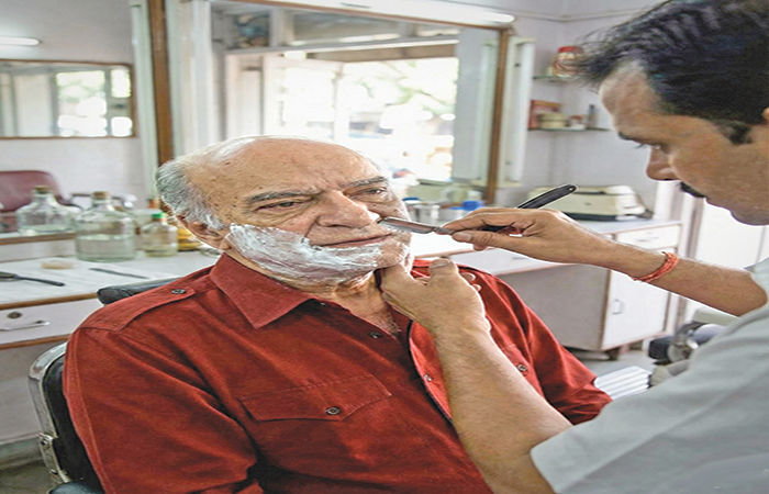 કહાં ગયે વો લોગ?                                     .